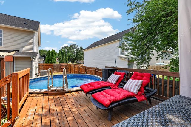 1165 Grovewood Drive, Clayton, NC 27520