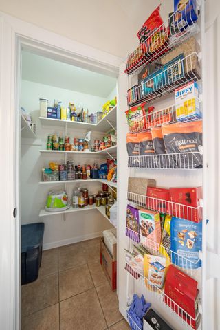 5102 WOOD SHIRE DR, Columbia, MO 65202