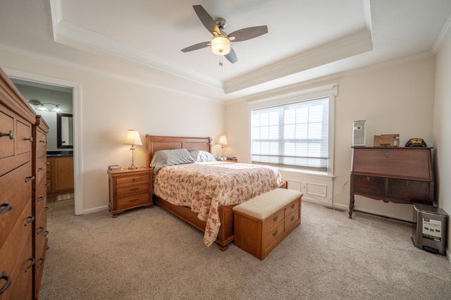 5102 WOOD SHIRE DR, Columbia, MO 65202