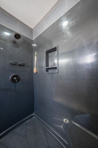 5102 WOOD SHIRE DR, Columbia, MO 65202