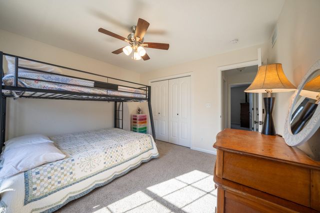 5102 WOOD SHIRE DR, Columbia, MO 65202