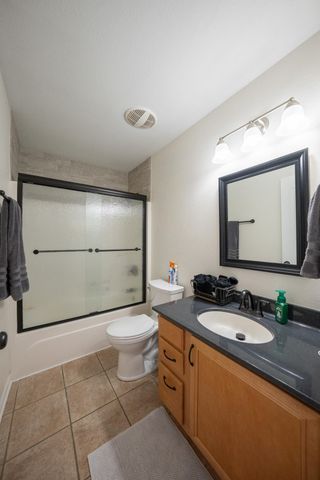 5102 WOOD SHIRE DR, Columbia, MO 65202