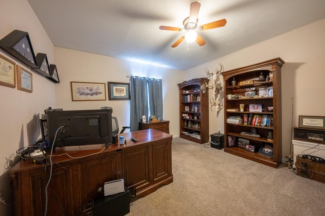 5102 WOOD SHIRE DR, Columbia, MO 65202