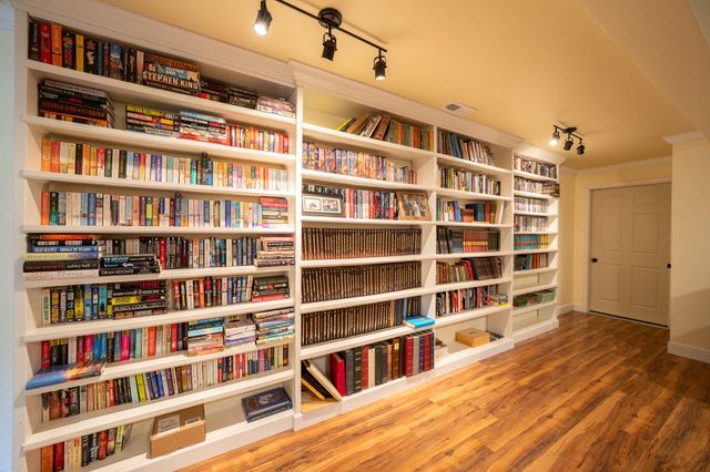 5102 WOOD SHIRE DR, Columbia, MO 65202