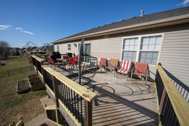 5102 WOOD SHIRE DR, Columbia, MO 65202