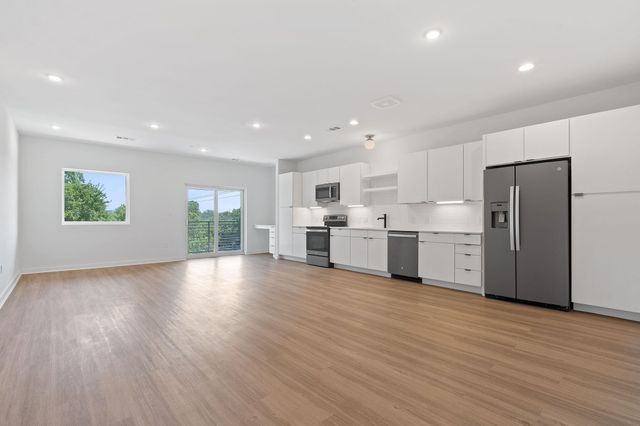 100 W Mockingbird LN 307, Austin, TX 78745