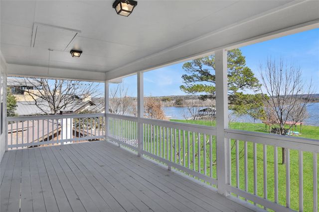 122 Mountain View CIR, Burnet, TX 78611