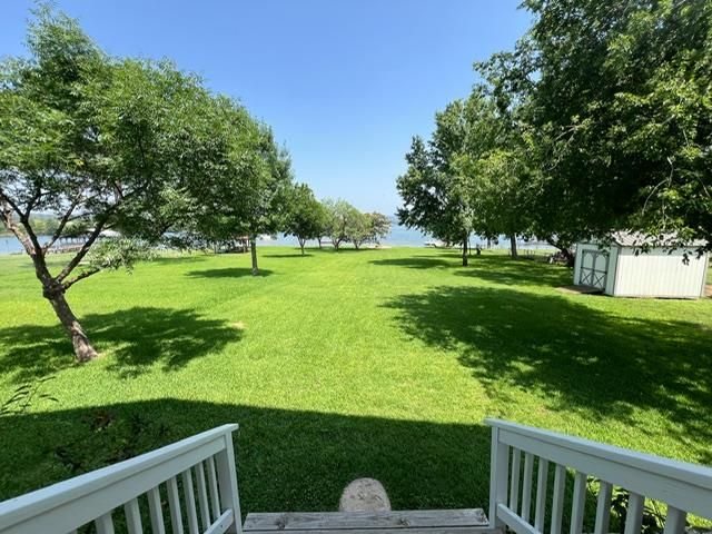 122 Mountain View CIR, Burnet, TX 78611