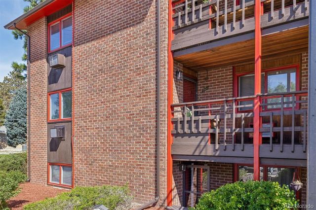 1370 Estes Street 201, Lakewood, CO 80215