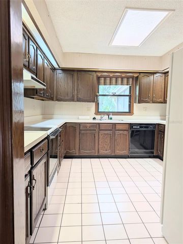 2025 LARCHMONT DRIVE, Deland, FL 32724