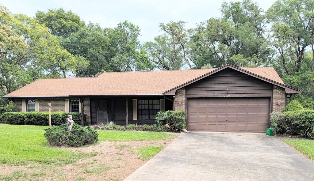 2025 LARCHMONT DRIVE, Deland, FL 32724