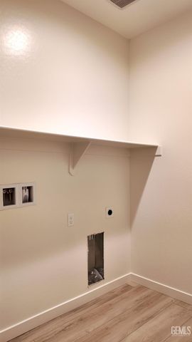 1614 Hobbs Lane, Bakersfield, CA 93307