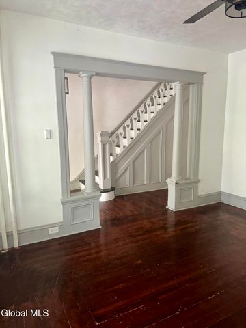 661 Myrtle Avenue, Albany, NY 12208