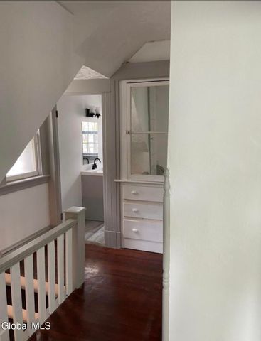 661 Myrtle Avenue, Albany, NY 12208