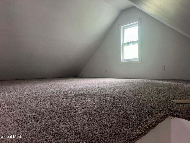 661 Myrtle Avenue, Albany, NY 12208