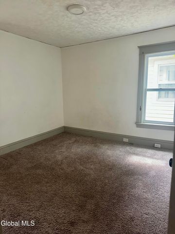 661 Myrtle Avenue, Albany, NY 12208