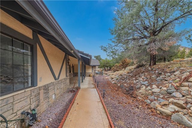 9539 Soledad, Pinon Hills, CA 92372