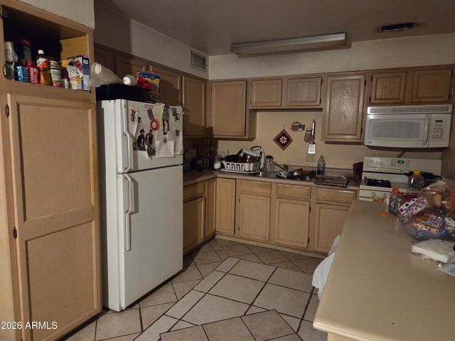 11930 W RIVER Road, El Mirage, AZ 85335