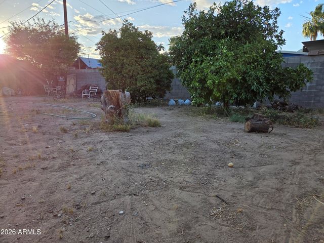 11930 W RIVER Road, El Mirage, AZ 85335