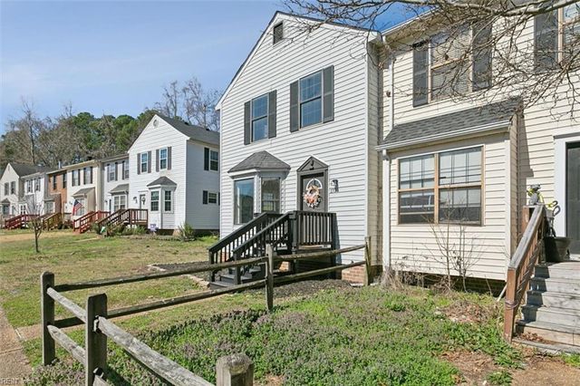 1736 Skiffes Creek CIR, Williamsburg, VA 23185