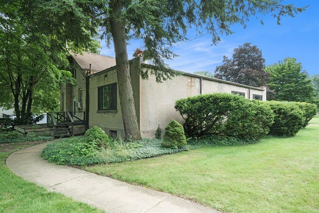 801 Portage Avenue, Three Rivers, MI 49093