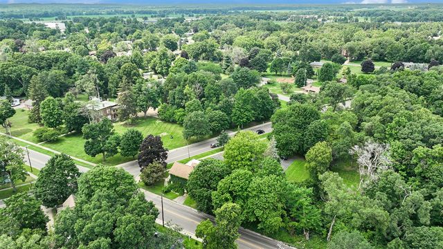 801 Portage Avenue, Three Rivers, MI 49093