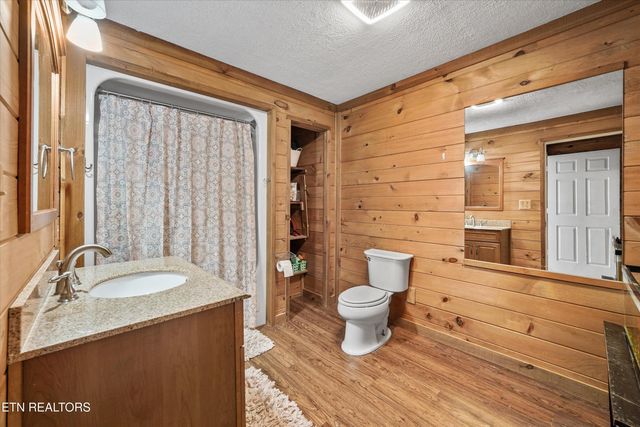 1062 Johnson Rd, Seymour, TN 37865