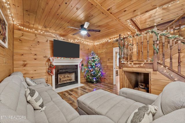 1062 Johnson Rd, Seymour, TN 37865