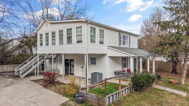 1062 Johnson Rd, Seymour, TN 37865