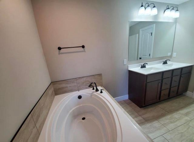 3813 CANYON RIDGE DR, Columbia, MO 65202