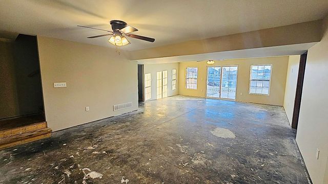 3813 CANYON RIDGE DR, Columbia, MO 65202