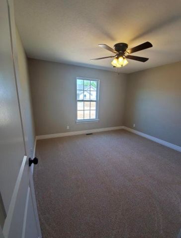 3813 CANYON RIDGE DR, Columbia, MO 65202