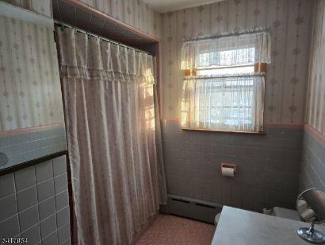 18 Highland Ave, Rockaway Boro, NJ 07866