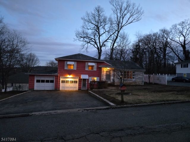 18 Highland Ave, Rockaway Boro, NJ 07866