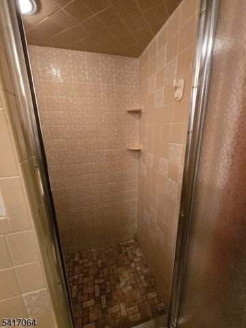 18 Highland Ave, Rockaway Boro, NJ 07866