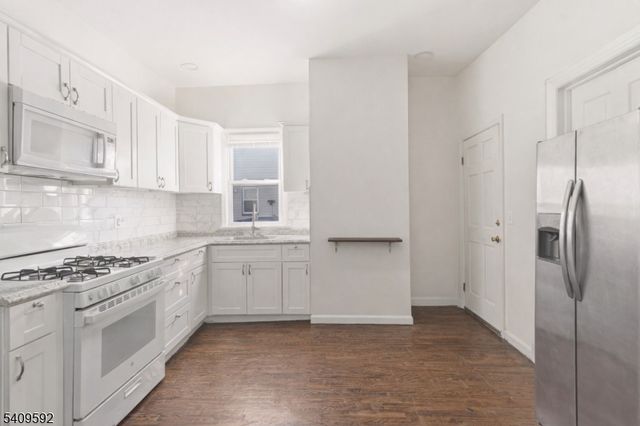 383 21St St, Irvington Twp., NJ 07111