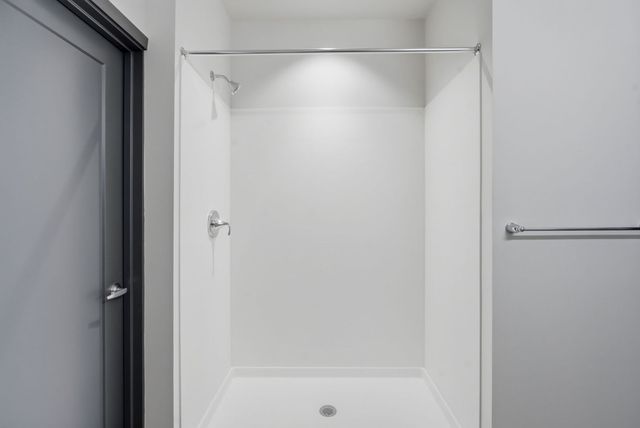 1227 Rock Run Crossings Drive 107, Joliet, IL 60431