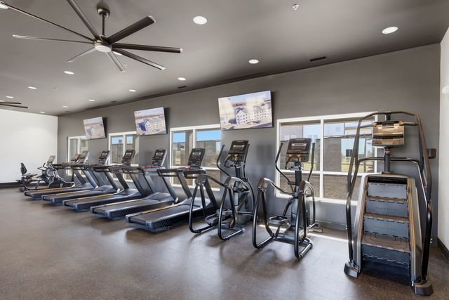 1227 Rock Run Crossings Drive 107, Joliet, IL 60431