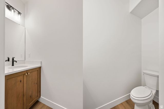 1661 W ROSS RD, Syracuse, UT 84075