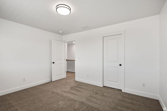 1661 W ROSS RD, Syracuse, UT 84075