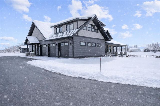 61 Lakewood Drive, Swanton, VT 05488