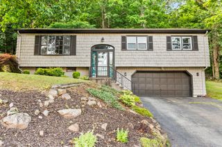 28 Cortina Road, East Haven, CT 06513