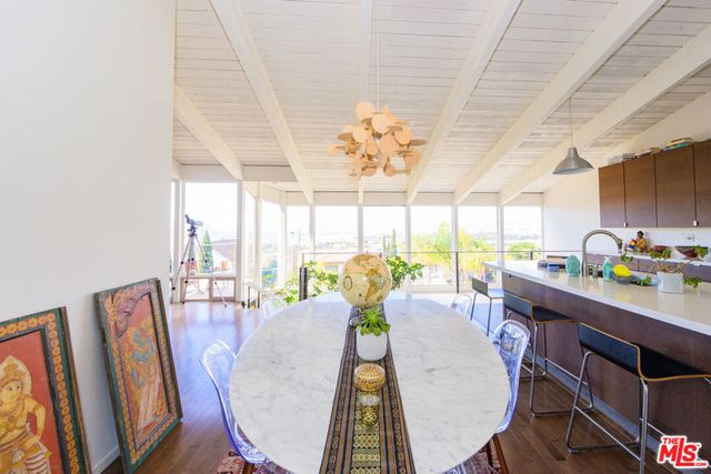 241 Rees Street, Los Angeles, CA 90293
