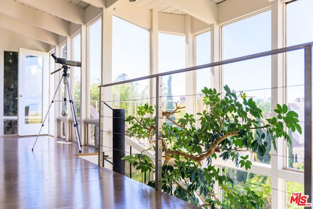 241 Rees Street, Los Angeles, CA 90293