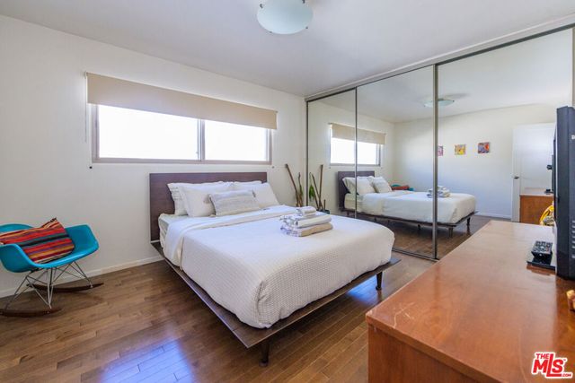 241 Rees Street, Los Angeles, CA 90293