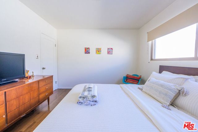 241 Rees Street, Los Angeles, CA 90293
