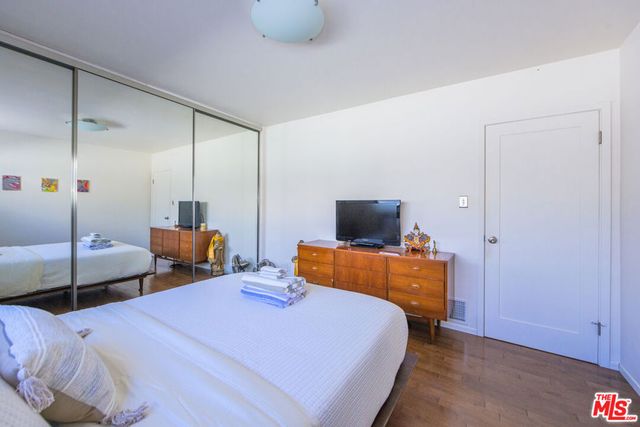 241 Rees Street, Los Angeles, CA 90293