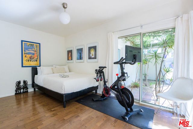 241 Rees Street, Los Angeles, CA 90293