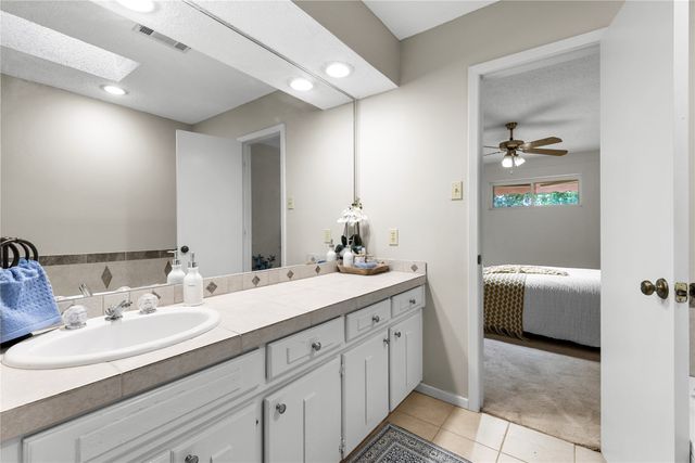 4909 Queen Court, Fort Worth, TX 76103