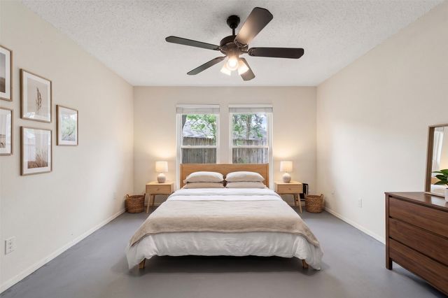 4909 Queen Court, Fort Worth, TX 76103